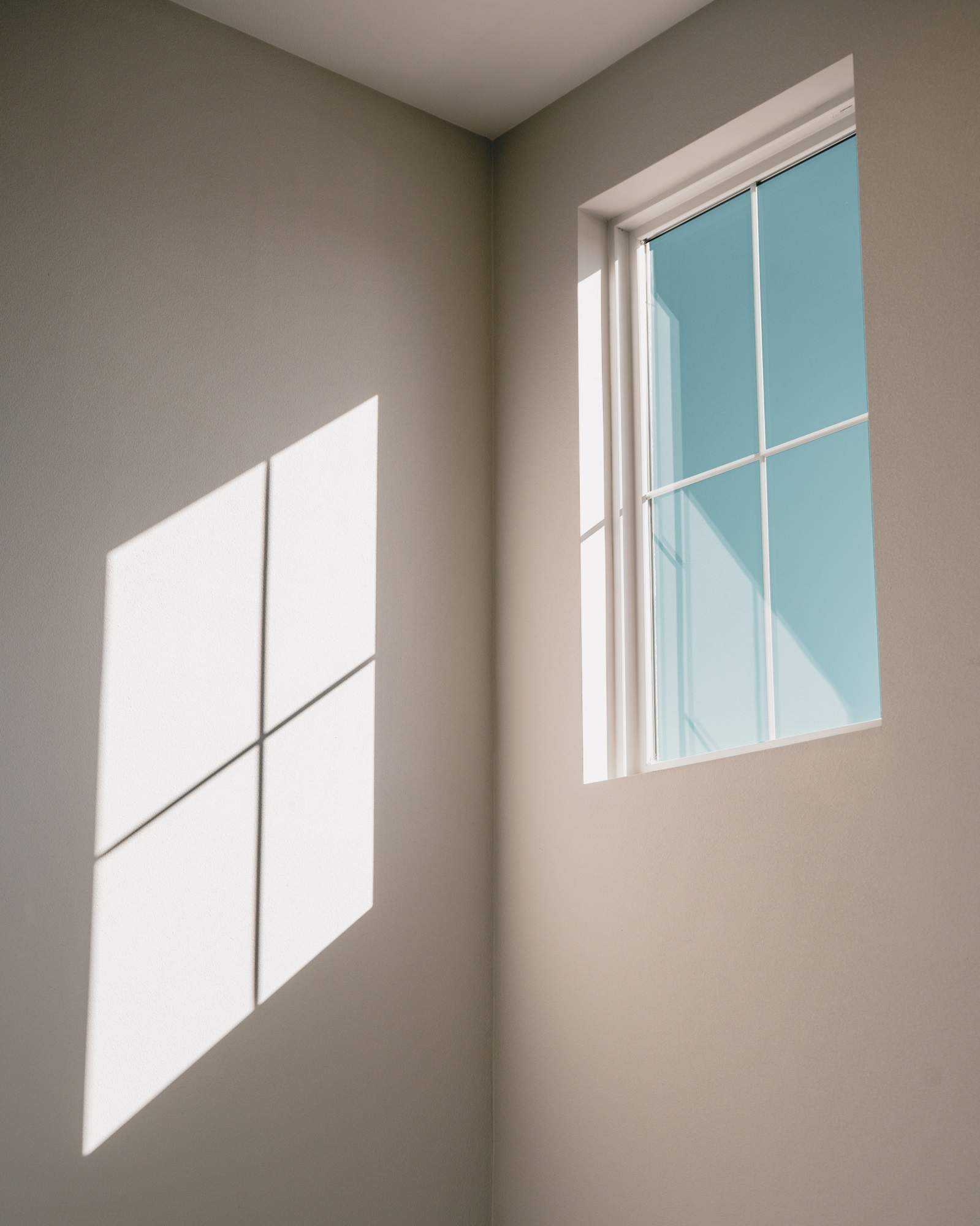 Image of a energy efficient vinyl window